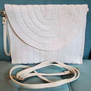 Elegant White Woven Wristlet Shoulder Bag Combination